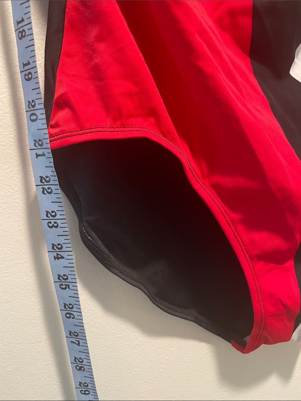 Oscar de la Renta Red, Black & White Graphic Color Block One-Piece Vtg Swimsuit - Picture 2 of 13